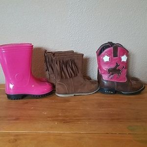 Lot of girls boots